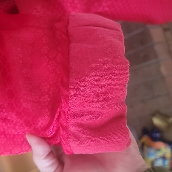 Victorias Secret red robe terry cloth inner lining satin look outer shell size M - Picture 3 of 16